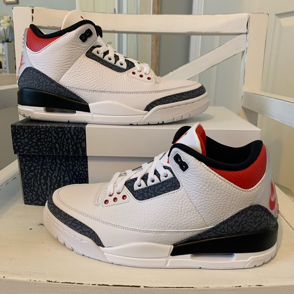 Jordan Other - Jordan 3 Retro SE Fire Red